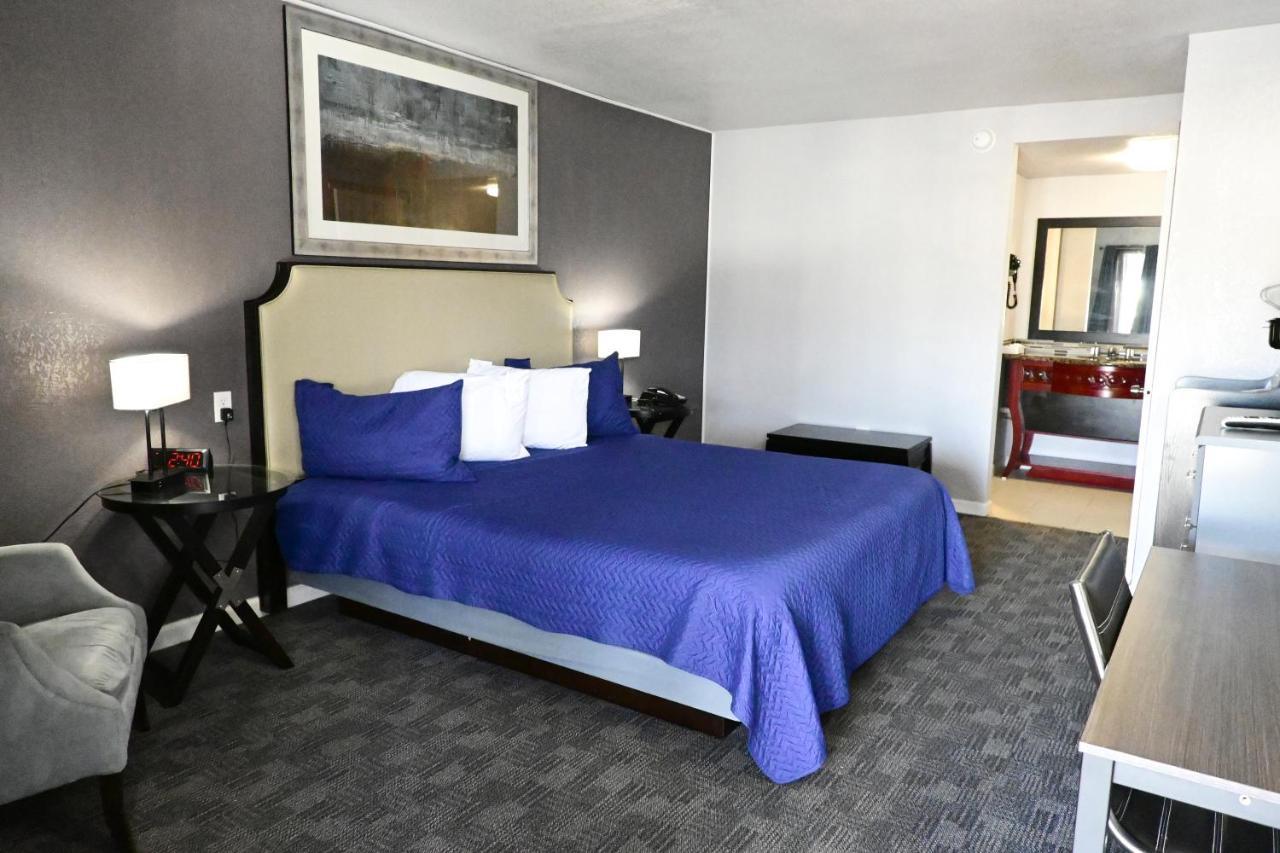 R Nite Star Inn And Suites -Home Of The Cowboys & Rangers Arlington Extérieur photo