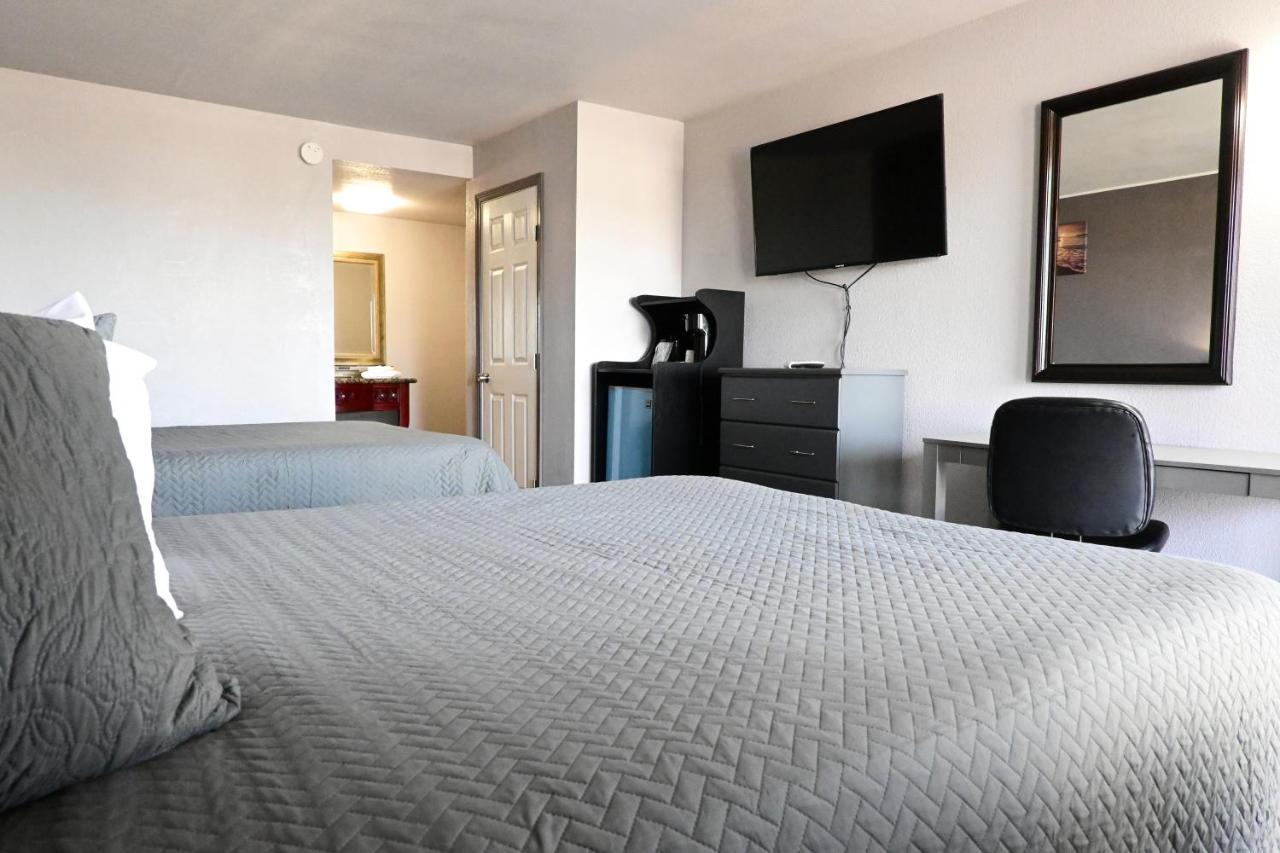 R Nite Star Inn And Suites -Home Of The Cowboys & Rangers Arlington Extérieur photo