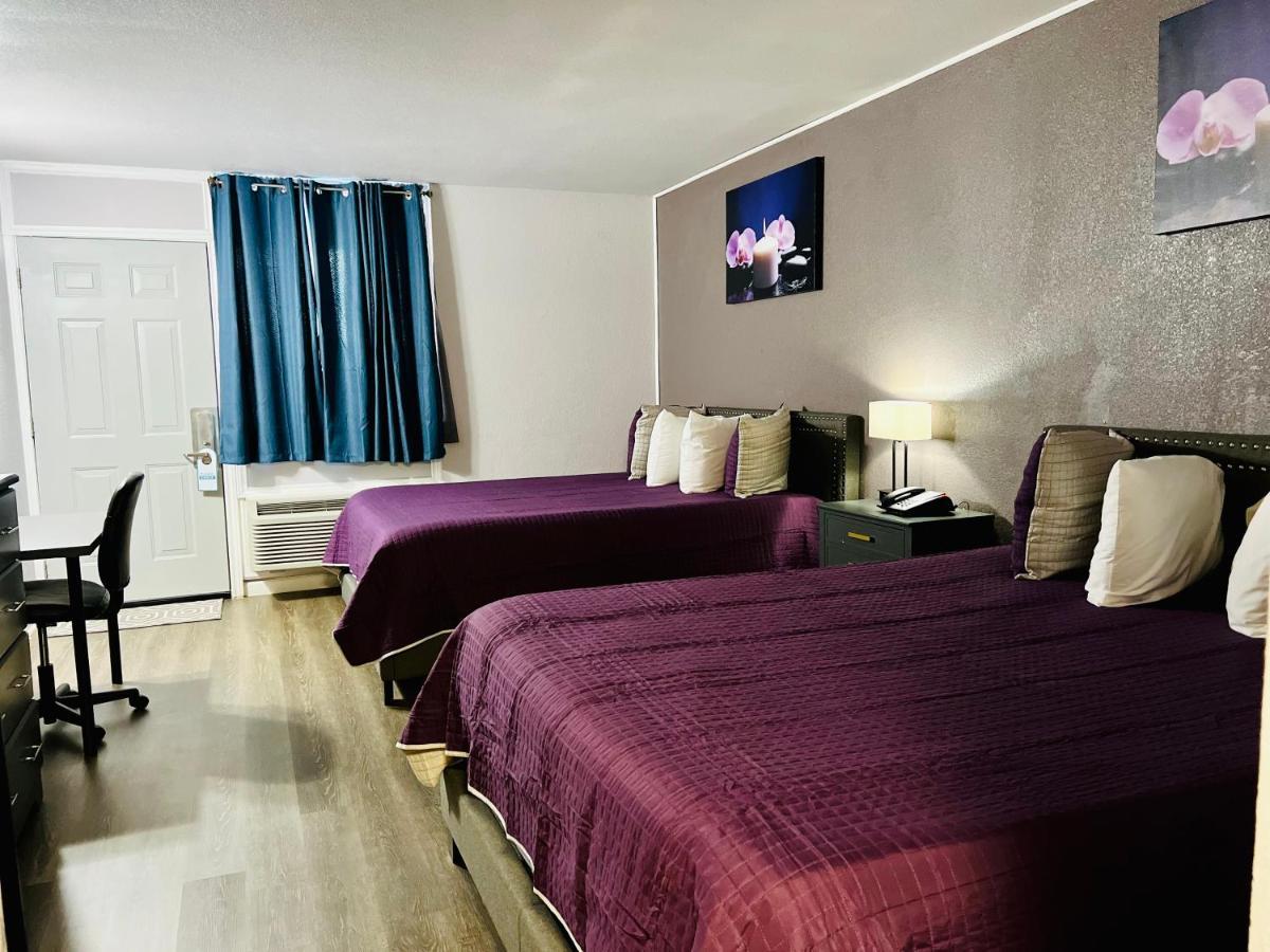 R Nite Star Inn And Suites -Home Of The Cowboys & Rangers Arlington Extérieur photo