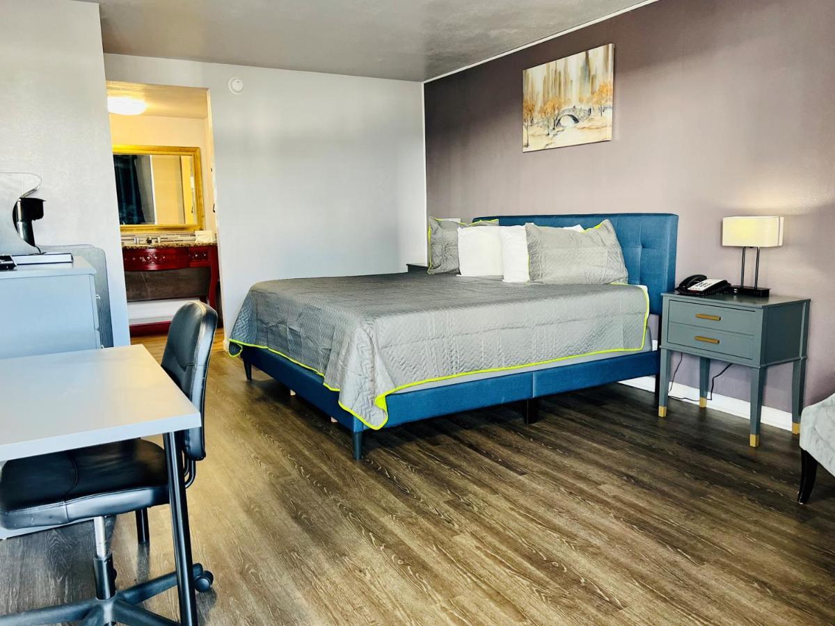 R Nite Star Inn And Suites -Home Of The Cowboys & Rangers Arlington Extérieur photo
