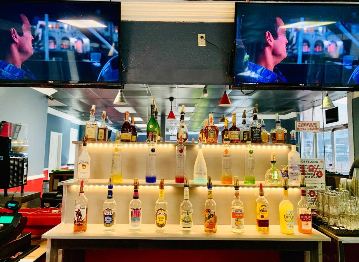 R Nite Star Inn And Suites -Home Of The Cowboys & Rangers Arlington Extérieur photo